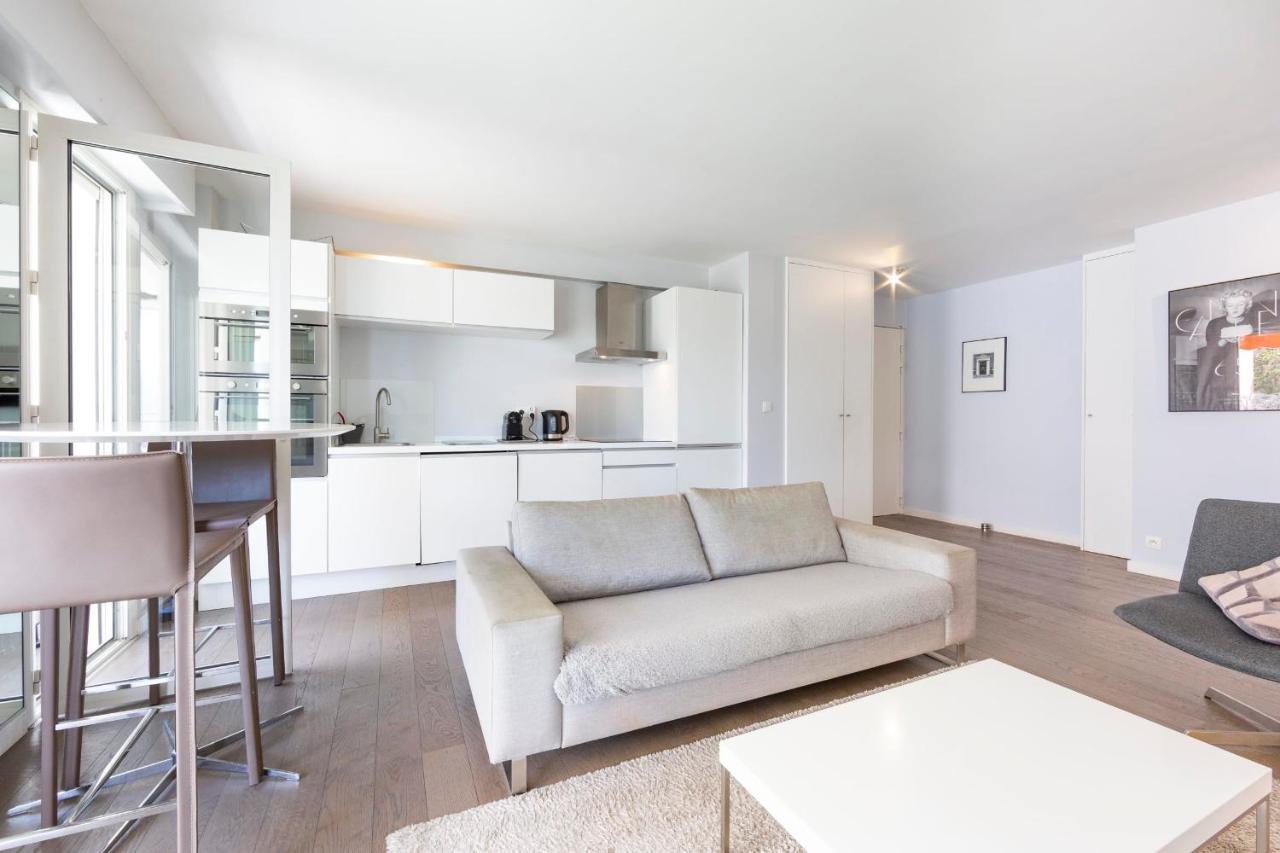 Modern Apartment 2 Bedrooms Quiet Terrace In A Palm Beach Area, 30 Meters From Seaside Cannes Exteriör bild