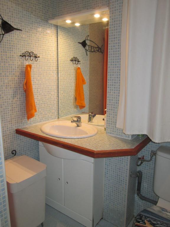 Modern Apartment 2 Bedrooms Quiet Terrace In A Palm Beach Area, 30 Meters From Seaside Cannes Rum bild